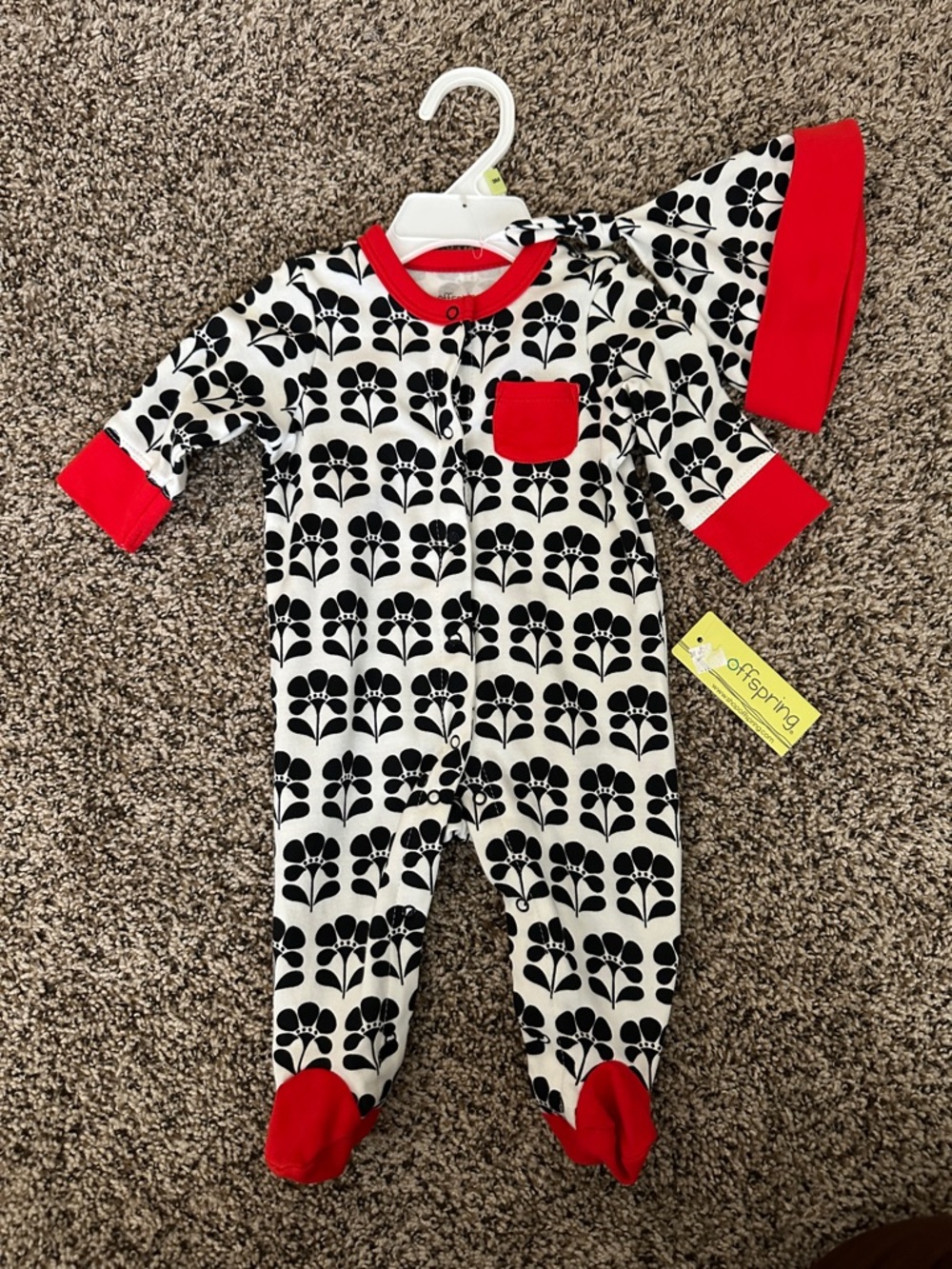 Offspring Black White Floral Footed Onesie + Matching Hat Set Size 3 Months NWT